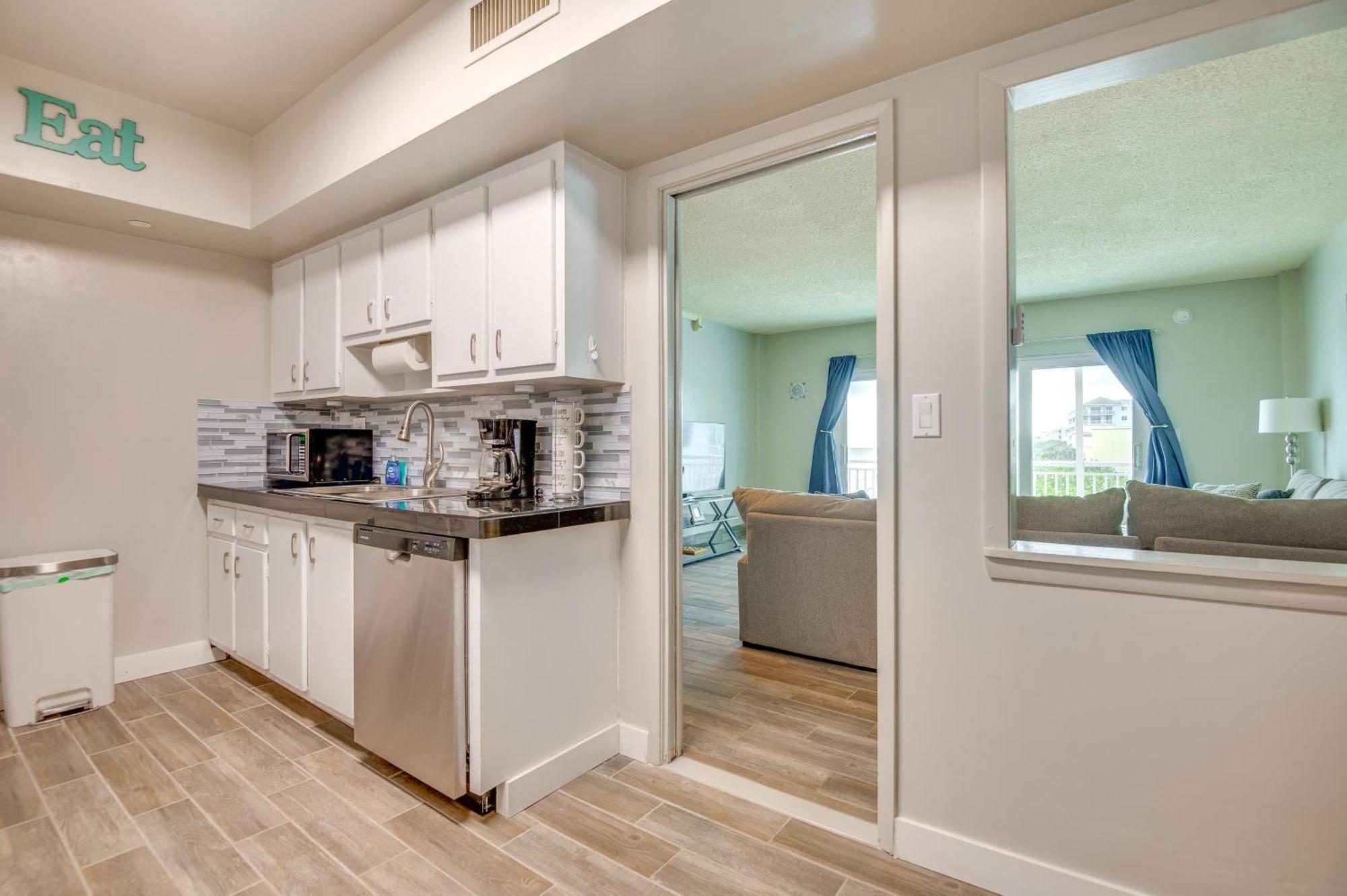 Walk To Shore Satellite Beach Condo With Ocean View Екстериор снимка